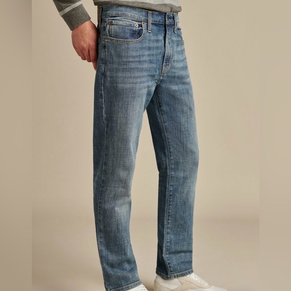Lucky Brand Other - Men’s Lucky Brand 223 Straight Leg Jeans - Size 33x32